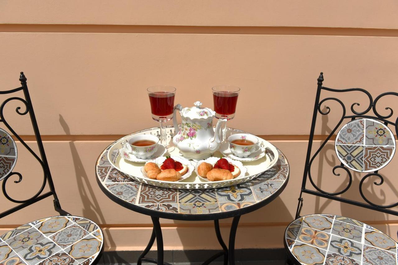 Syrene Luxury Suites Ermoupoli Exterior photo