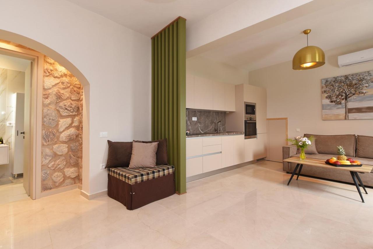Syrene Luxury Suites Ermoupoli Exterior photo